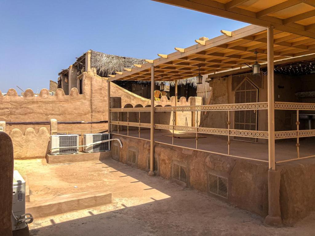 Готель Al Hamra Old House Екстер'єр фото